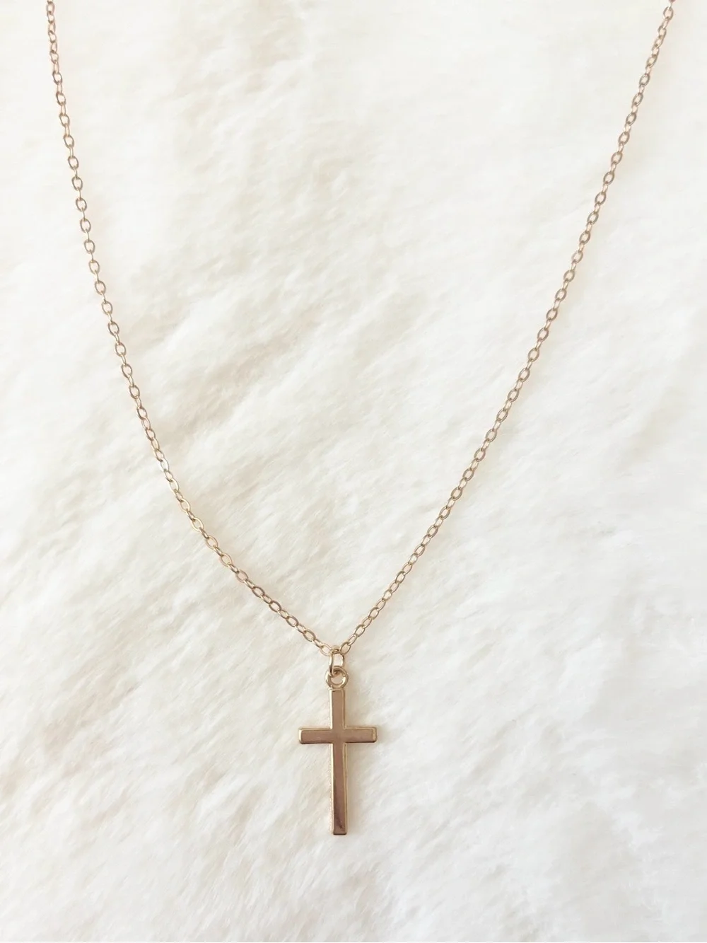 5/$15 🩷 MUST BUNDLE Gold Cross Pendant Necklace - Minimalist Women's Jewelry
